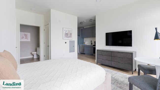 Building Photo - 815 Madison St