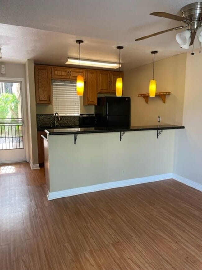 Available now - 2 bedroom / 2 bath / 2 parking in Mililani - Available now - 2 bedroom / 2 bath / 2 parking in Mililani Townhome