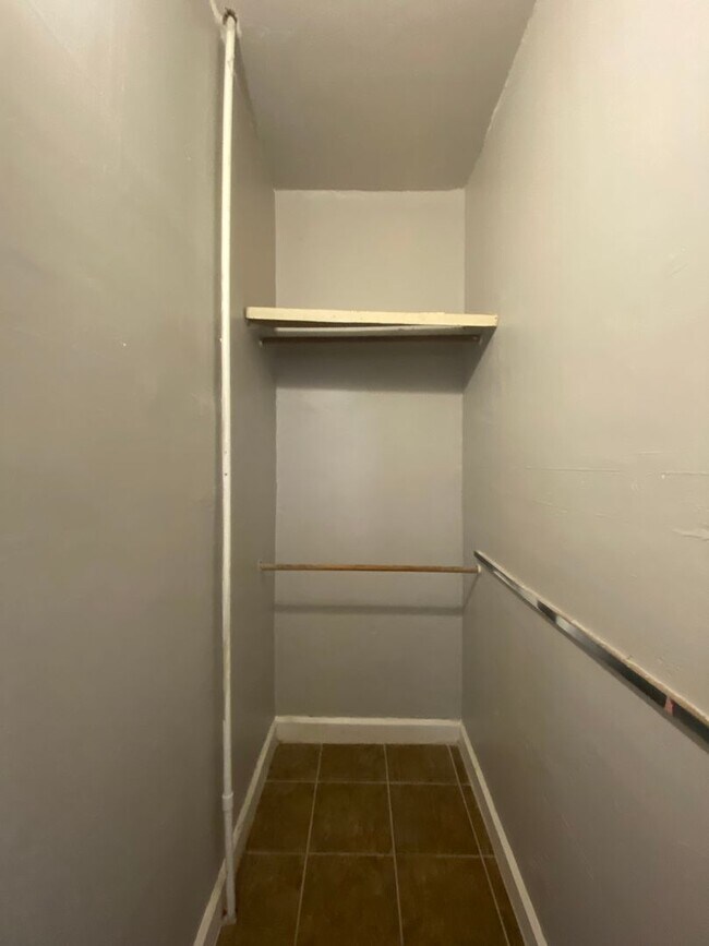 Building Photo - 2704-06 Arsenal St