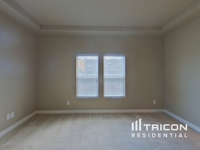 Building Photo - 7232 Rim Bluff Ln