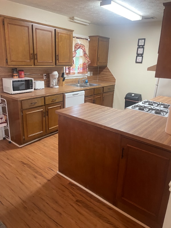 Foto del edificio - 6206 Olde Towne Dr