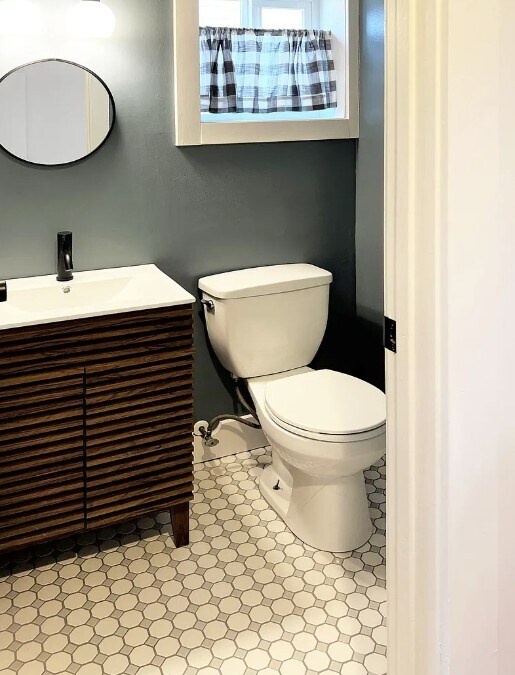 Building Photo - 5375 Osceola St