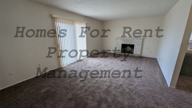 Building Photo - 1051 W Thurman Ave