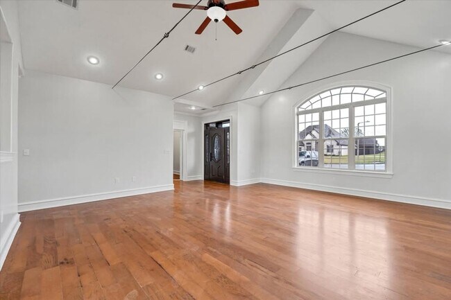 Building Photo - 3 Bedroom Home in Sage Meadows