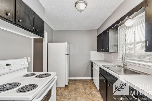 Building Photo - Cute Northside 3 Bedroom!
