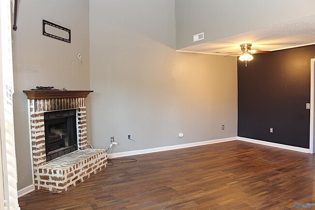 Foto del edificio - 101 Cresent Circle