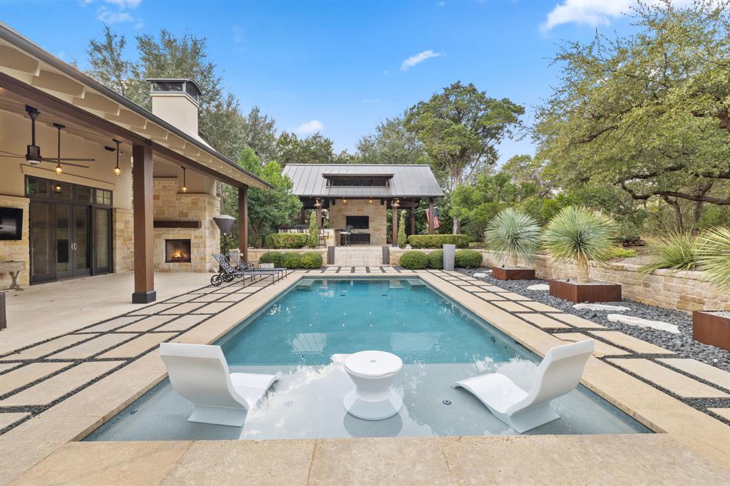 Foto principal - 1909 Knights Chance Ln