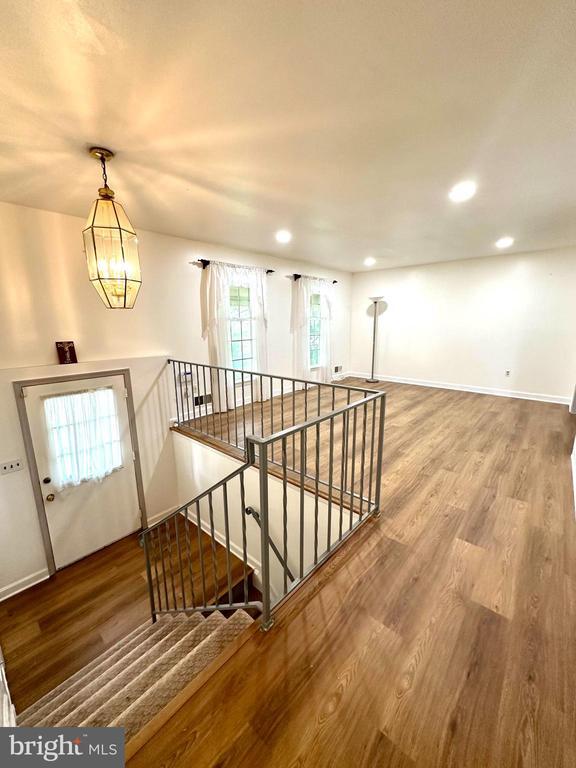 Primary Photo - 12204 Oakwood Dr