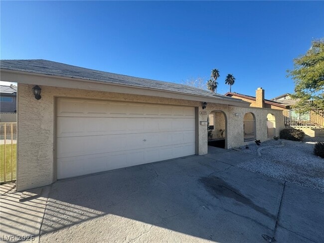 Building Photo - 4171 Victoria St