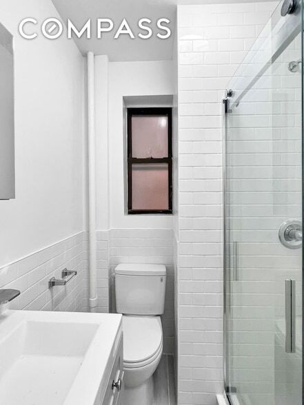Foto del edificio - 270 E 78th St