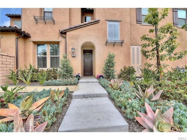 Foto del edificio - 65 Finch