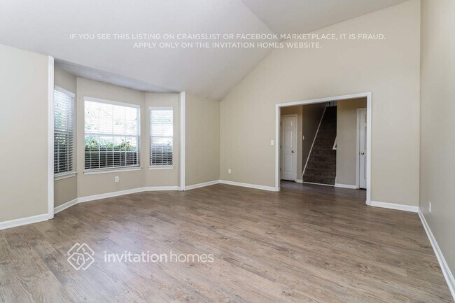Foto del edificio - 5725 Crystal Springs Way