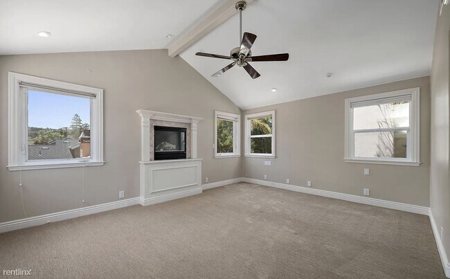 Foto del edificio - 5 br, 3 bath House - 2830 Hacienda Street
