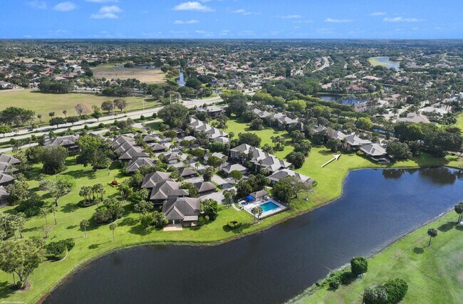 Foto del edificio - 13224 Polo Club Rd