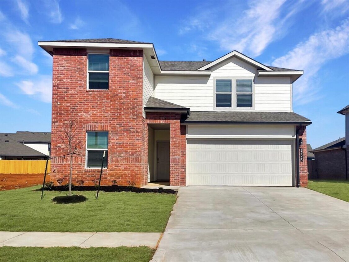 Primary Photo - Stylish & Smart Living in Yukon – 4-Bedroo...