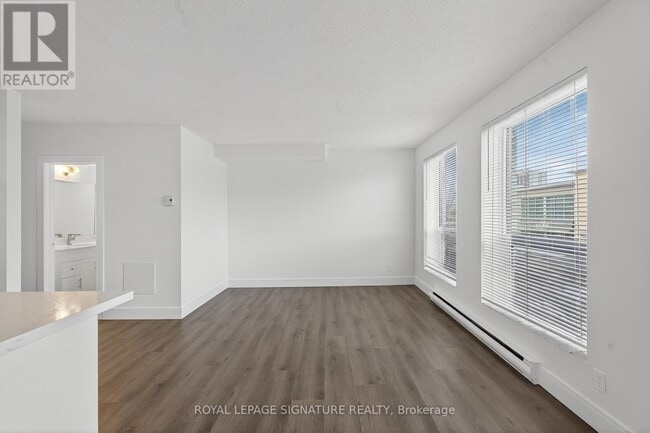 Building Photo - 215 Danforth Ave