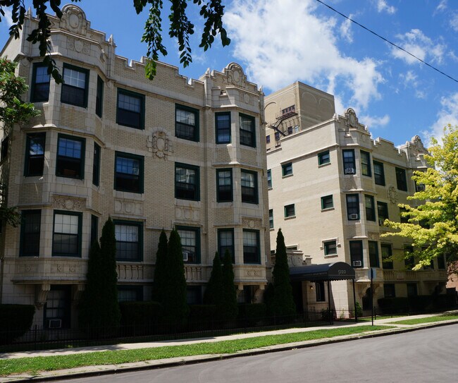 Foto del edificio - 5120 Harper S Ave