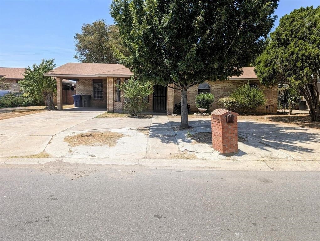 Primary Photo - 4710 Pita Dr