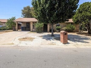 Building Photo - 4710 Pita Dr