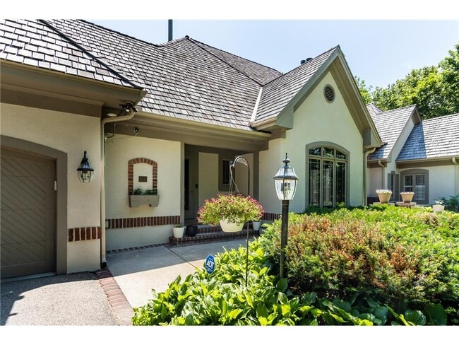 Foto del edificio - 3103 Maplewood Rd