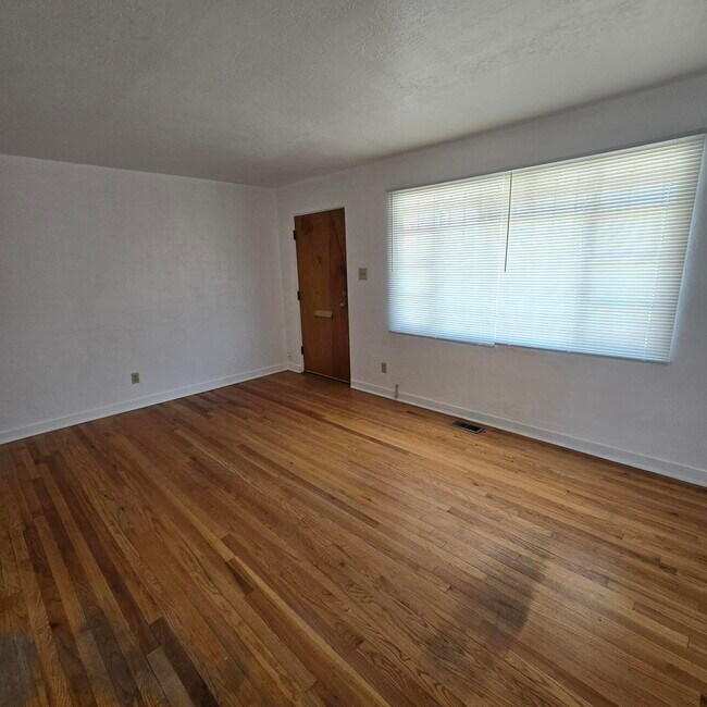 Foto del edificio - 205 Madison St NE