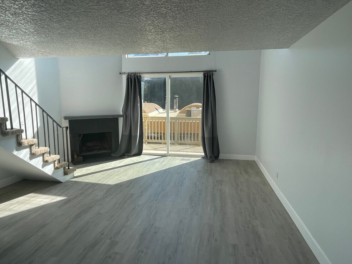 Foto principal - 855 Southwest Broadway Drive
