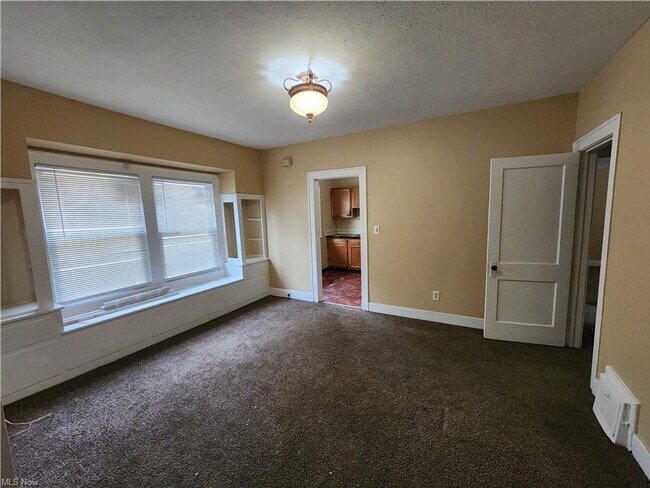 Foto del edificio - 1306/1308 E 134