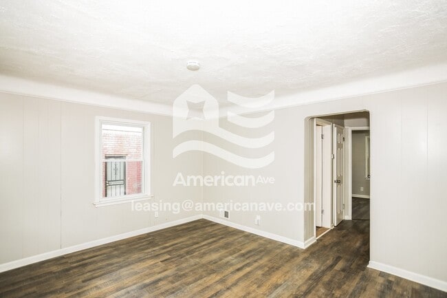Foto del edificio - 15132 Evergreen Rd