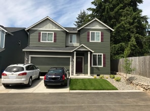 Building Photo - 4910 NE 65th Ct