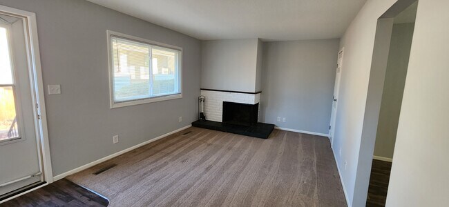 Livingroom - 841 S 32nd St