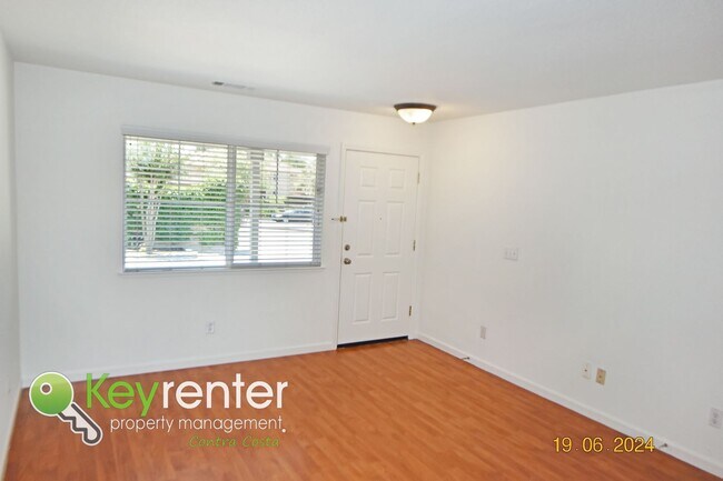 Photo - Charming 3 bed 2 bath home with spacious b...