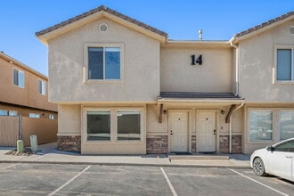 Building Photo - 920 S 25 E