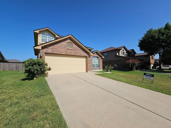 Foto del edificio - 5311 Bridgewood Dr
