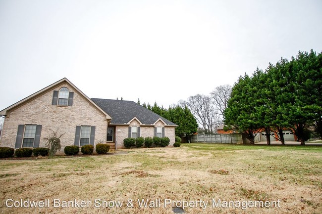 Building Photo - 3 br, 3 bath House - 534 Independence Way