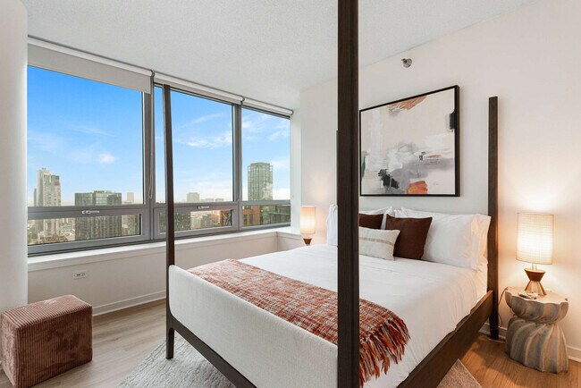 Foto del edificio - 365 N Halsted St