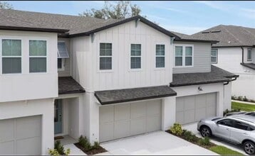 Building Photo - 1844 Sanibel Dr