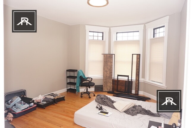 Foto del edificio - 1914 Beacon St