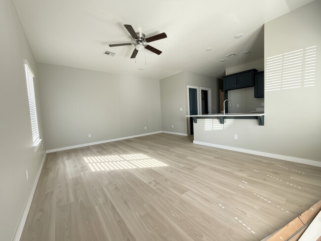 Foto del edificio - 1407 SW Bishop Rd