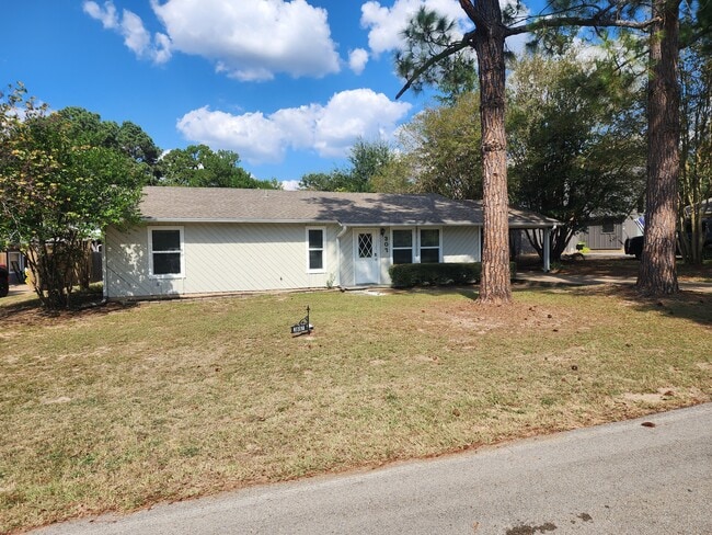 Building Photo - 307 Lone Star Ln