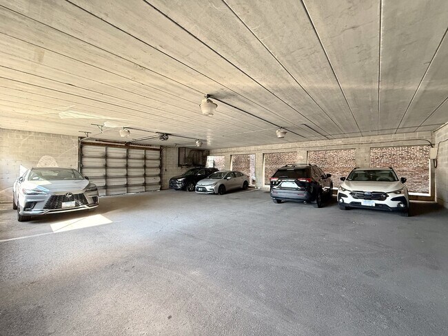 Foto del edificio - 222 W 26th St