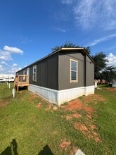 Building Photo - 142 County Rd
