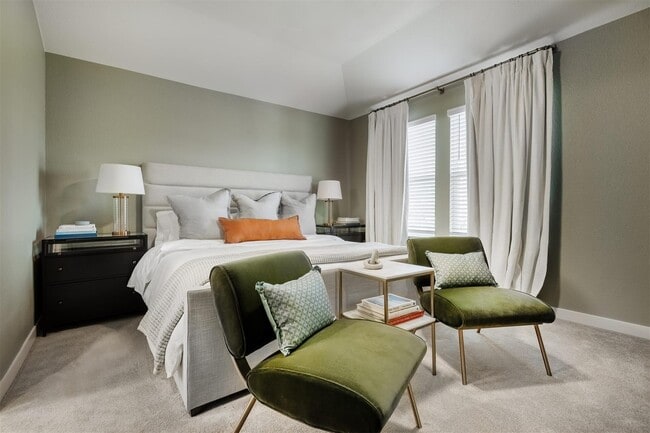 Building Photo - 3901 James Pitts Dr