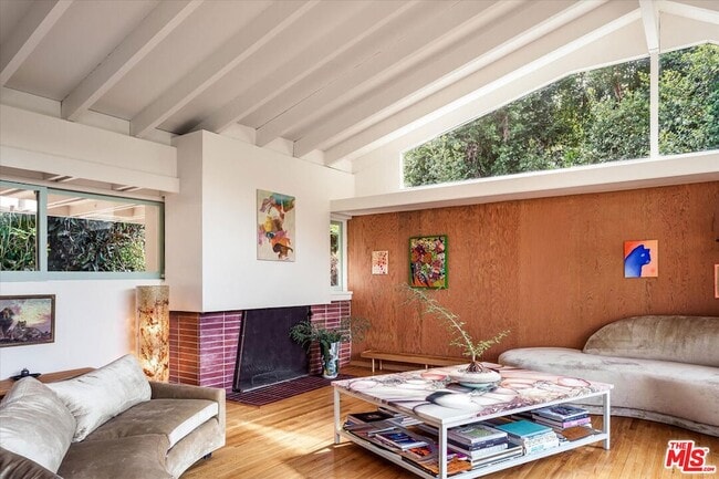 Foto del edificio - 2764 Outpost Dr