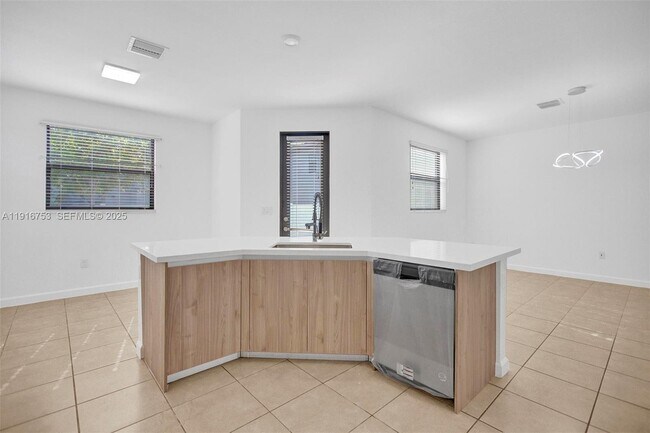 Foto del edificio - 3504 W 94th St