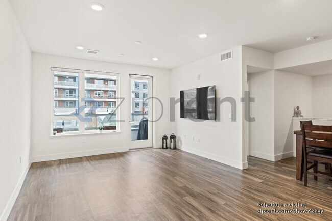 Foto del edificio - 5933 Sunstone Dr