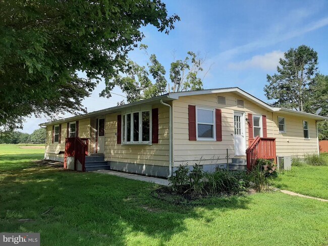 Building Photo - 446 S Brewster Rd