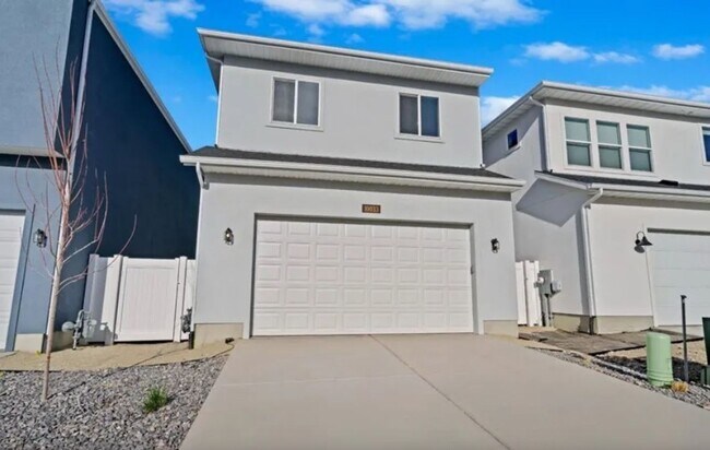 Foto del edificio - Beautiful 3 Bed 2.5 Bath in Highland!!