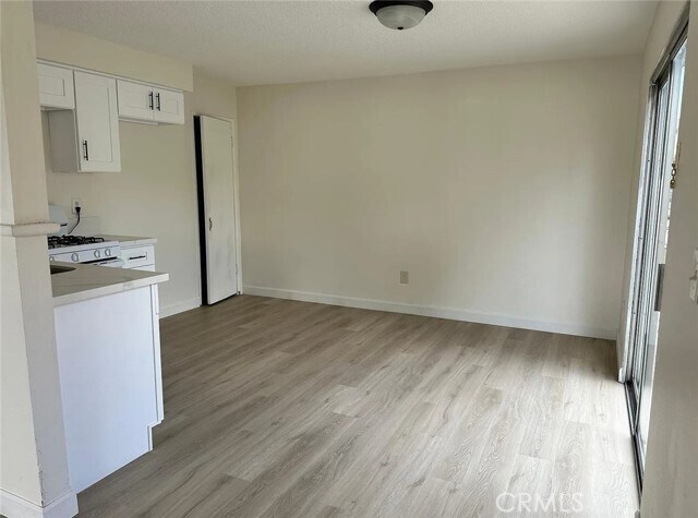 Foto del edificio - 558 S Benjamin St