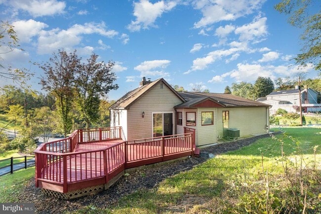 Building Photo - 3815 Crooked Hill Rd