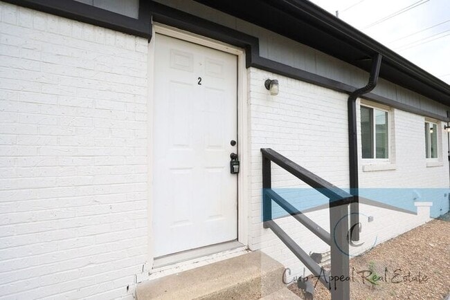Building Photo - Newly remodeled 1 bedroom 1 bathroom